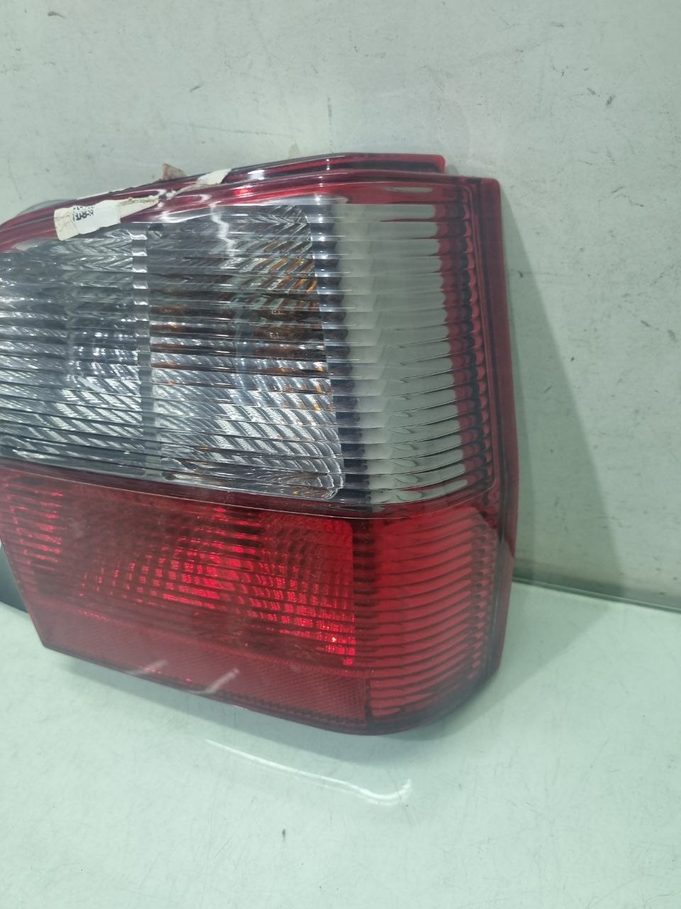 Lanterna Traseira Direita Fiat Uno 2007/2012 Usada