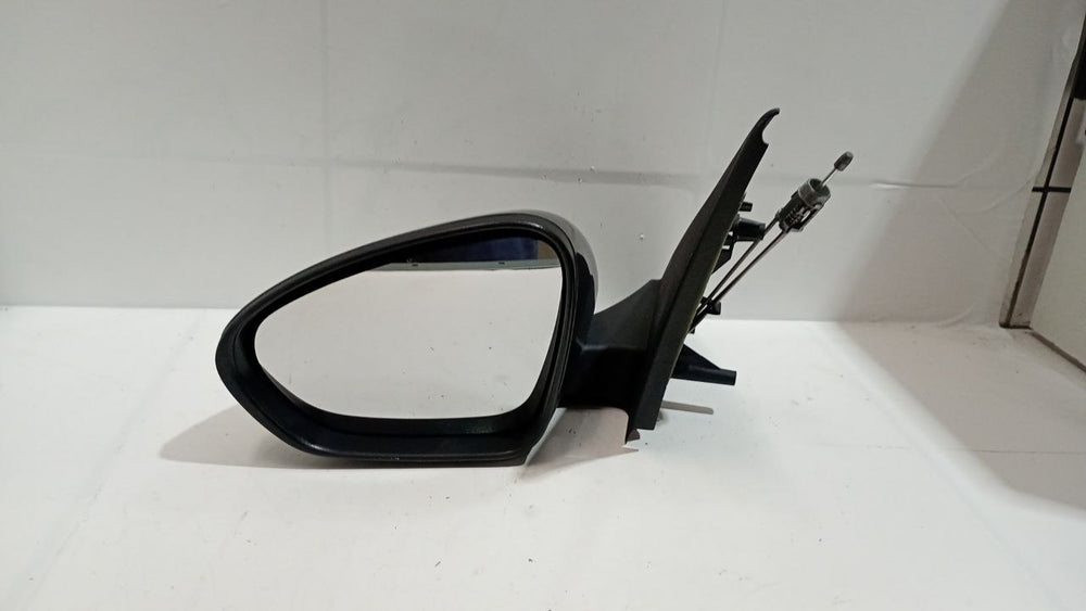 Retrovisor Esq Fiat Argo Cronos 2017/2026 Usado