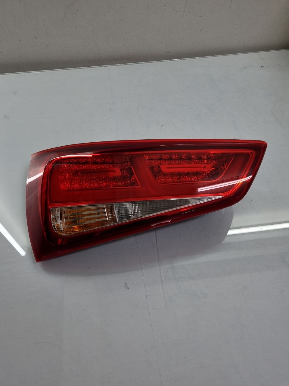 Lanterna Tras Esq Audi A1 2011/2014