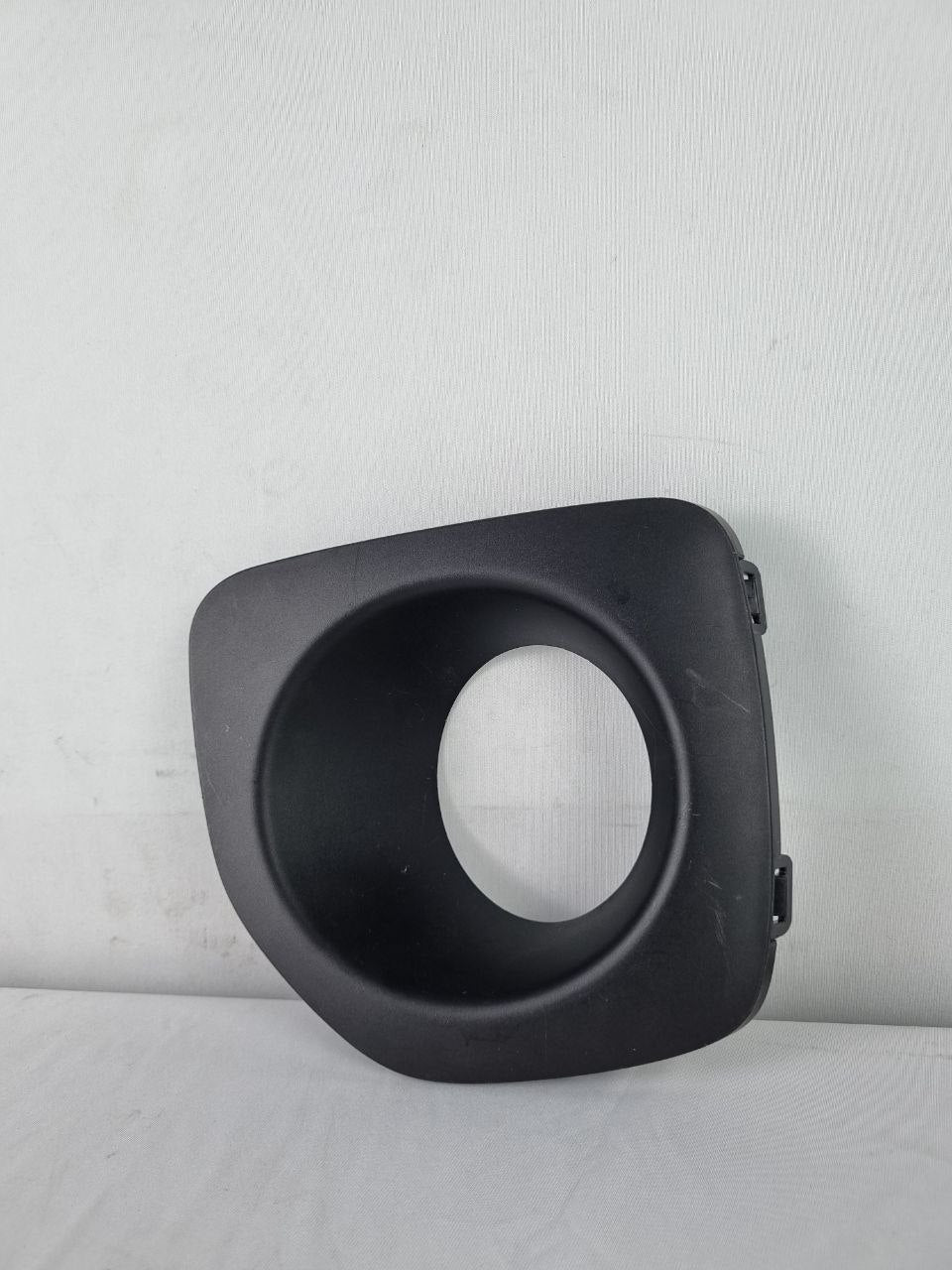 Moldura Farol Milha Diant Esq Suzuki Jimny 2003/2019