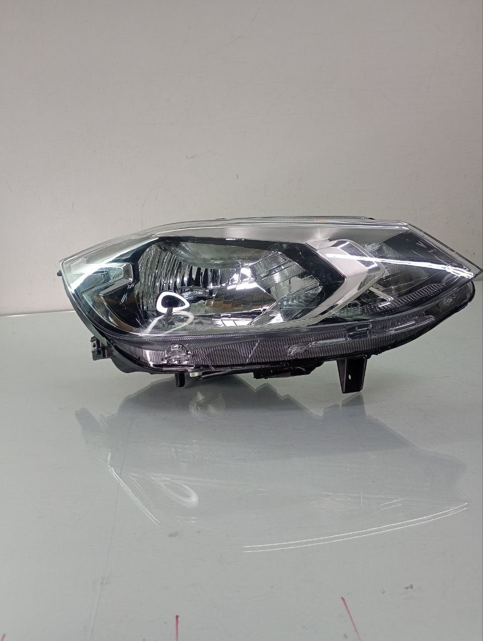 Farol Dianteiro Direito Chevrolet Onix 2023/2025 Novo