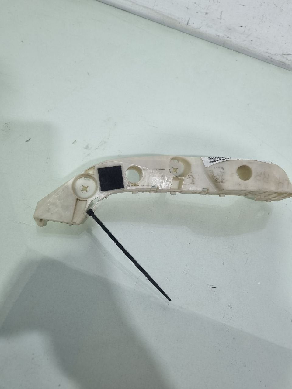Guia Parachoque Diant Esq Nissan Livina 2010/2015