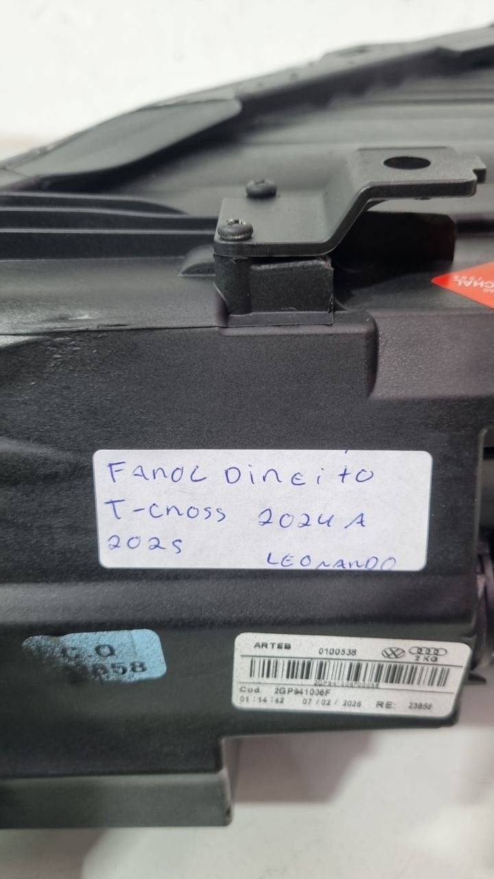 Farol Dianteiro Direito VW T-Cross 2024/2025 Usado