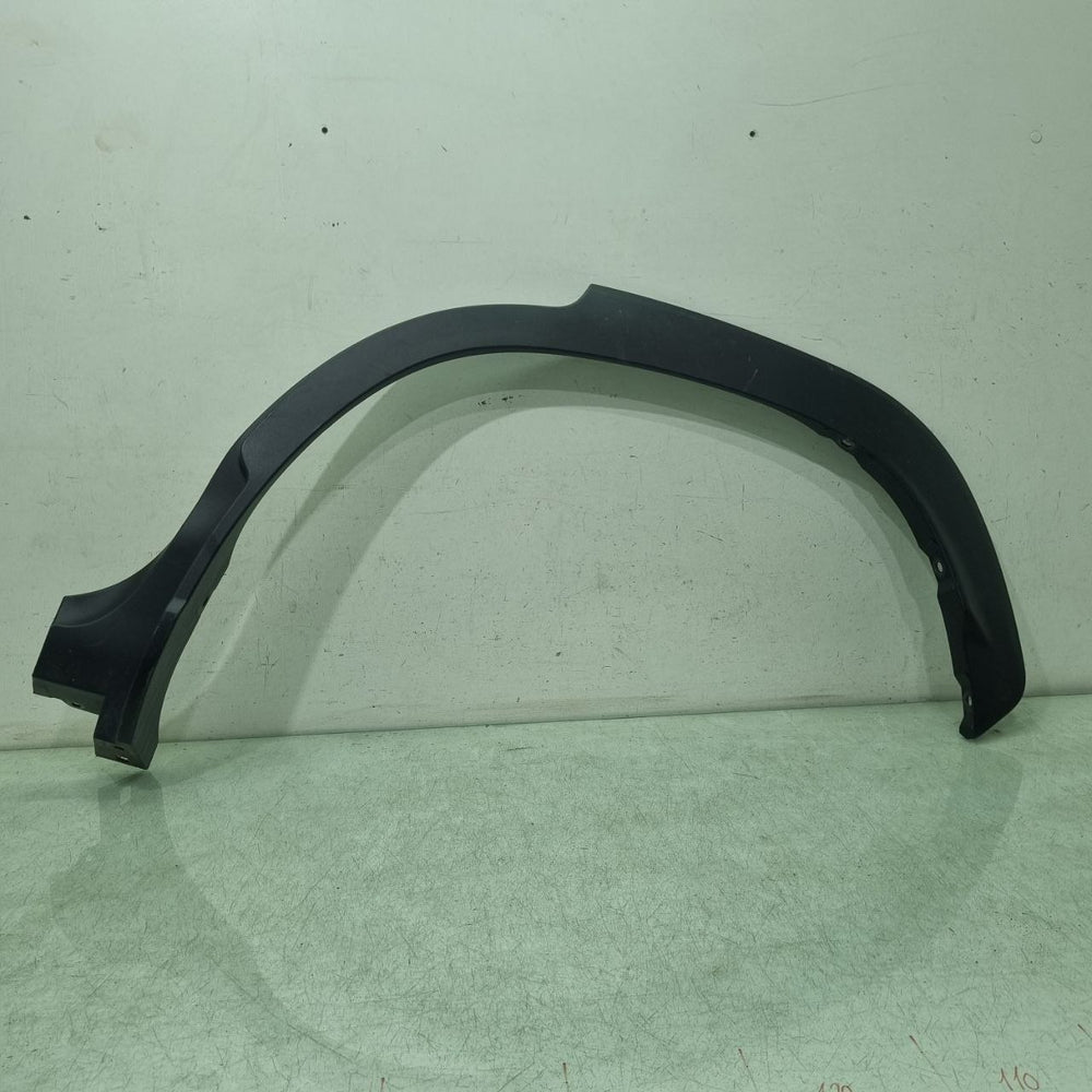 Moldura Lateral Tras Esq Toyota Corolla Cross Usado