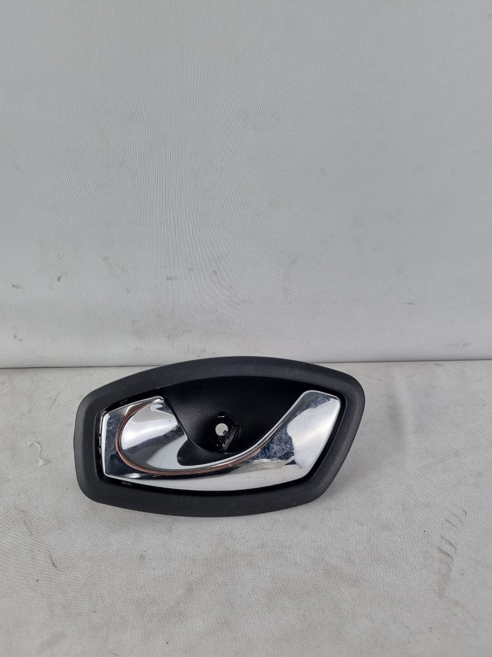 Maçaneta Interna Cromada Renault Fluence Captur 2011/2024 Nova