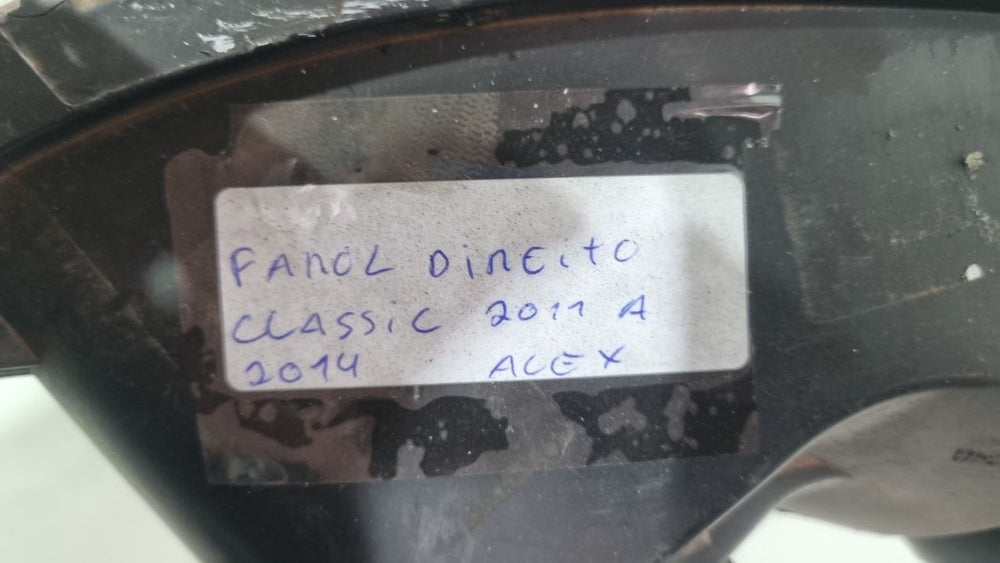 Farol Diant Dir GM Chevrolet Classic 2011/2014 Usado