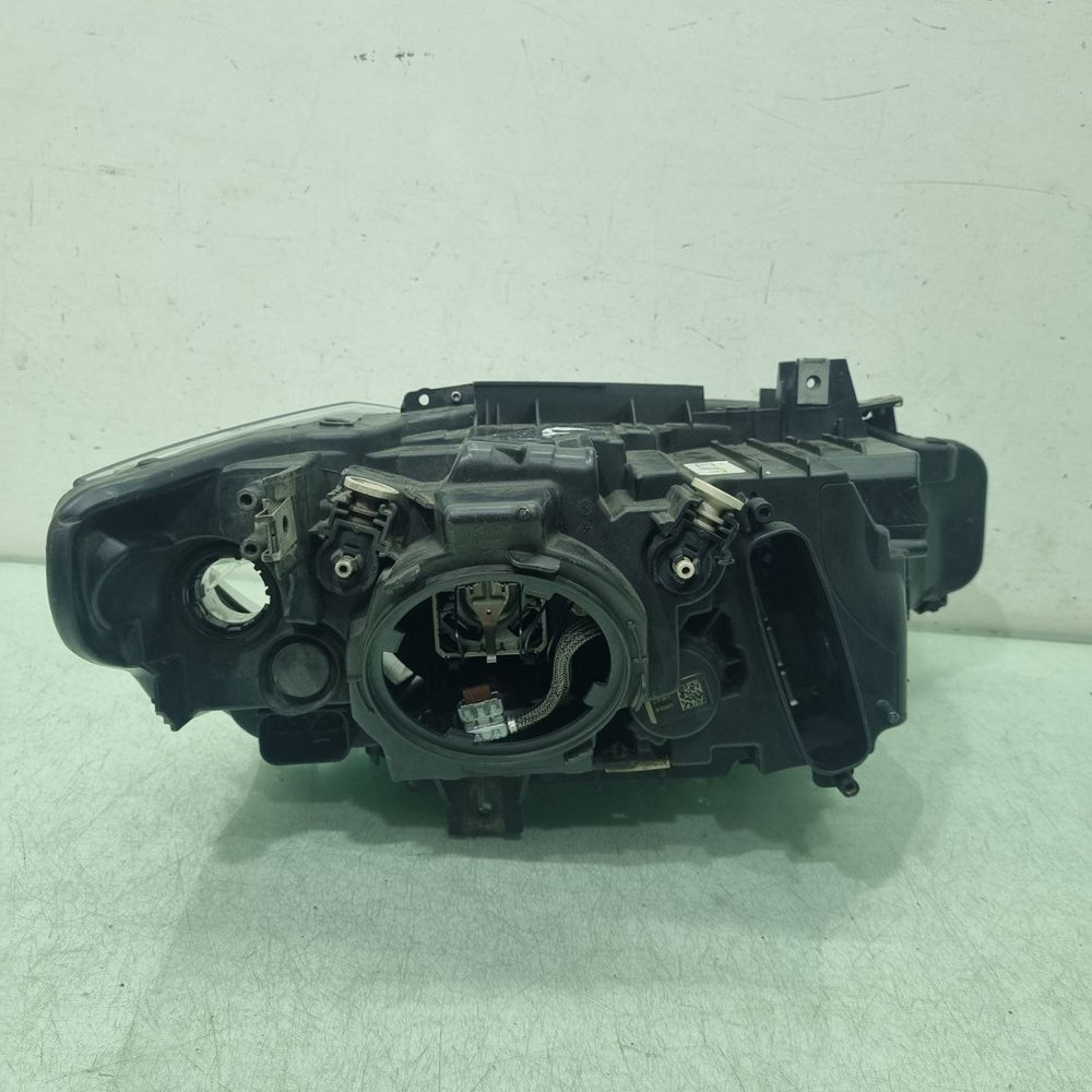 Farol Esq BMW 320i 2013/2016 Xenon Usado
