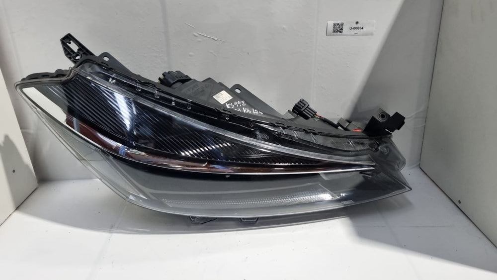 Farol Dir LED Nissan Kicks 2022/2024 Usado