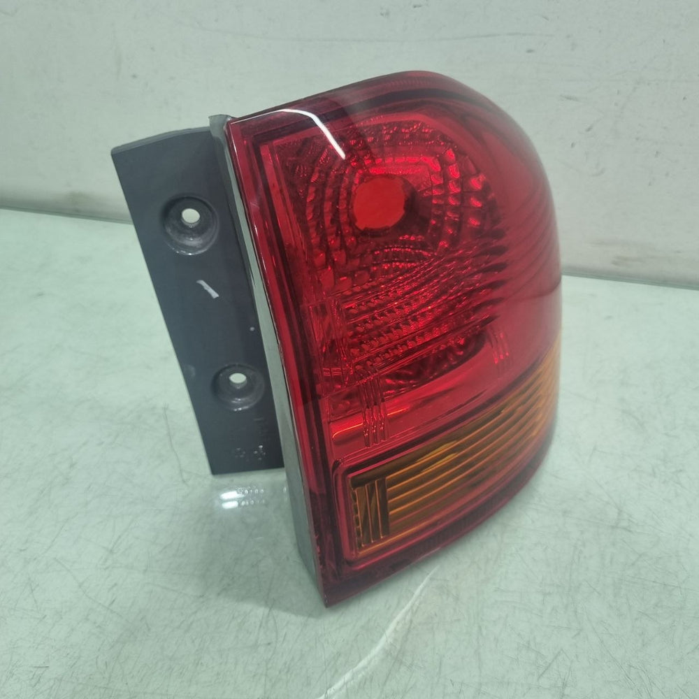 Lanterna Tras Mitsubishi Pajero Dakar 2011/2015