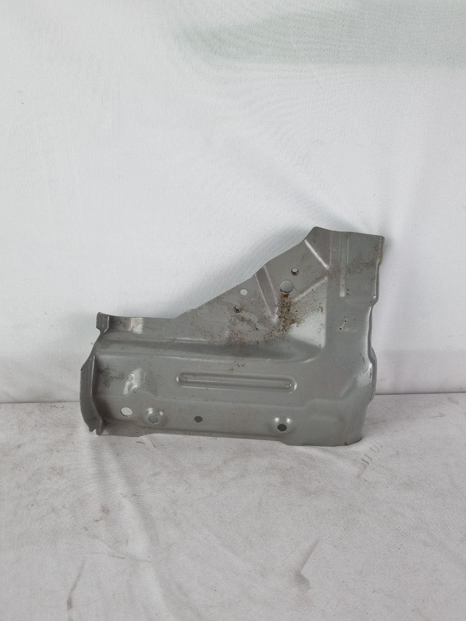 Armação Paralama Dianteiro Esquerdo Iveco Daily 2008/2009 Nova