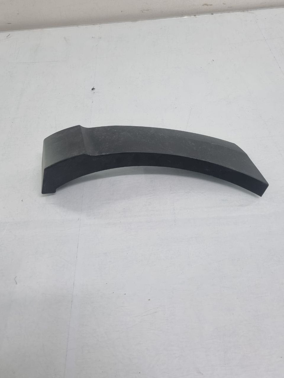 Moldura Traseira Volkswagen Saveiro G6 G7 2013/2023 Nova