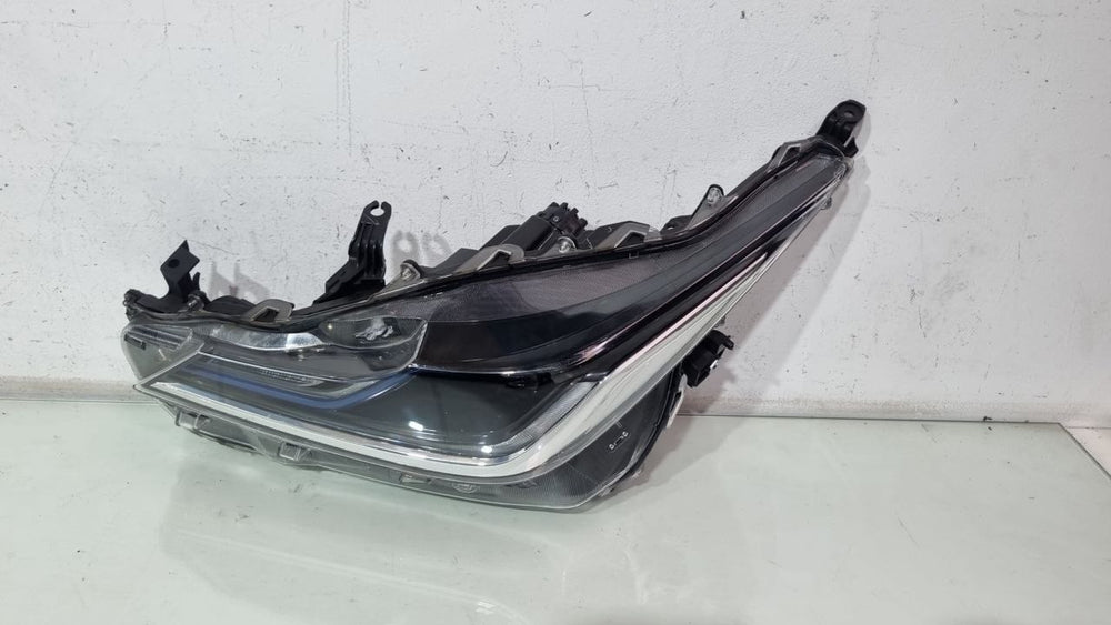 Farol Diant Esq Toyota Corolla 2020/2025 Usado