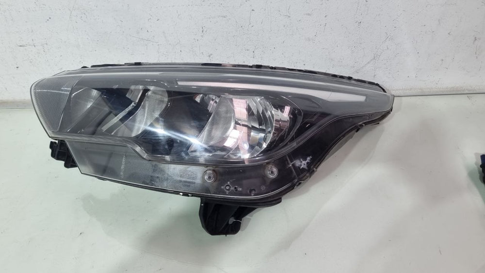 Farol Diant Esq Fiat Argo 2017/2020 Usado