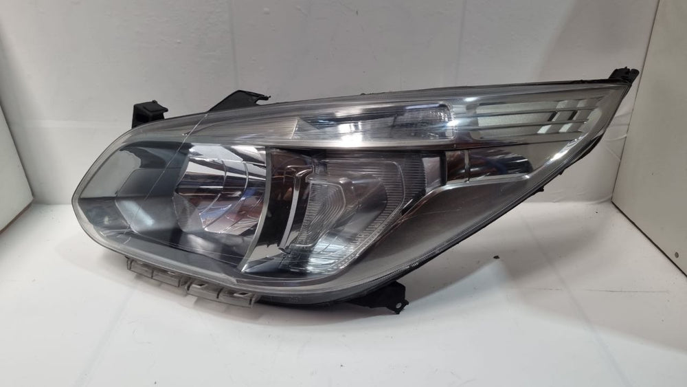 Farol Diant Esq GM Spin 2012/2018 Usado