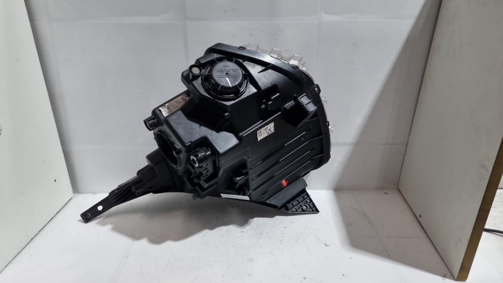 Farol Dianteiro Direito Hyundai Creta 2022/2024 Usado