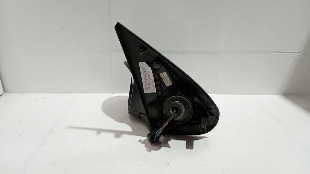 Retrovisor Esq Peugeot 206 207 1998/2014 Usado