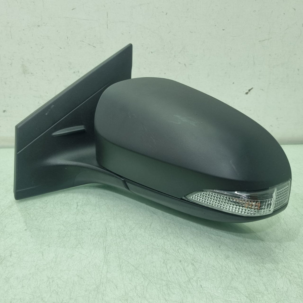 Espelho Retrovisor Esq Toyota Yaris 2018/2024 Usado