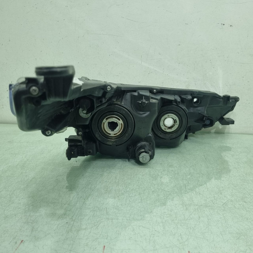 Farol Diant Esq Toyota Yaris 2017/2022 Usado