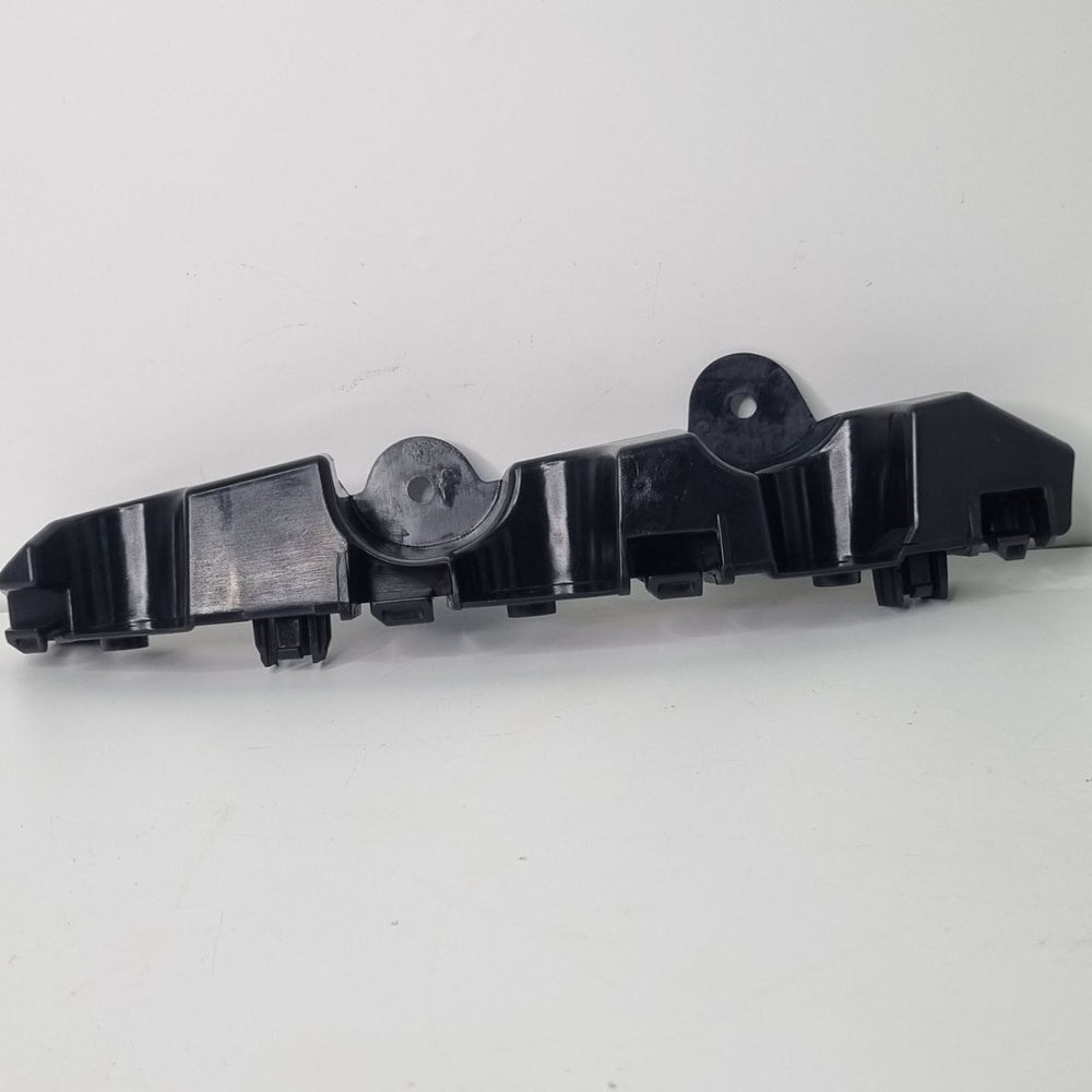 Guia Para-choque Dianteiro Esquerdo Renault Duster 2019/2023 Novo