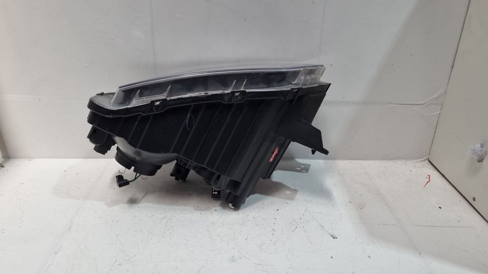 Farol Dianteiro Direito Renault Kwid 2022/2025 Usado