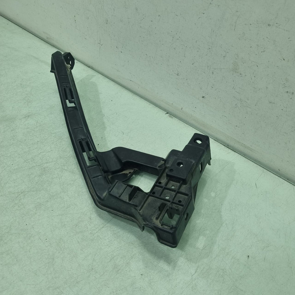 Guia Parachoque Diant Dir Mitsubishi ASX 17/21 Usado