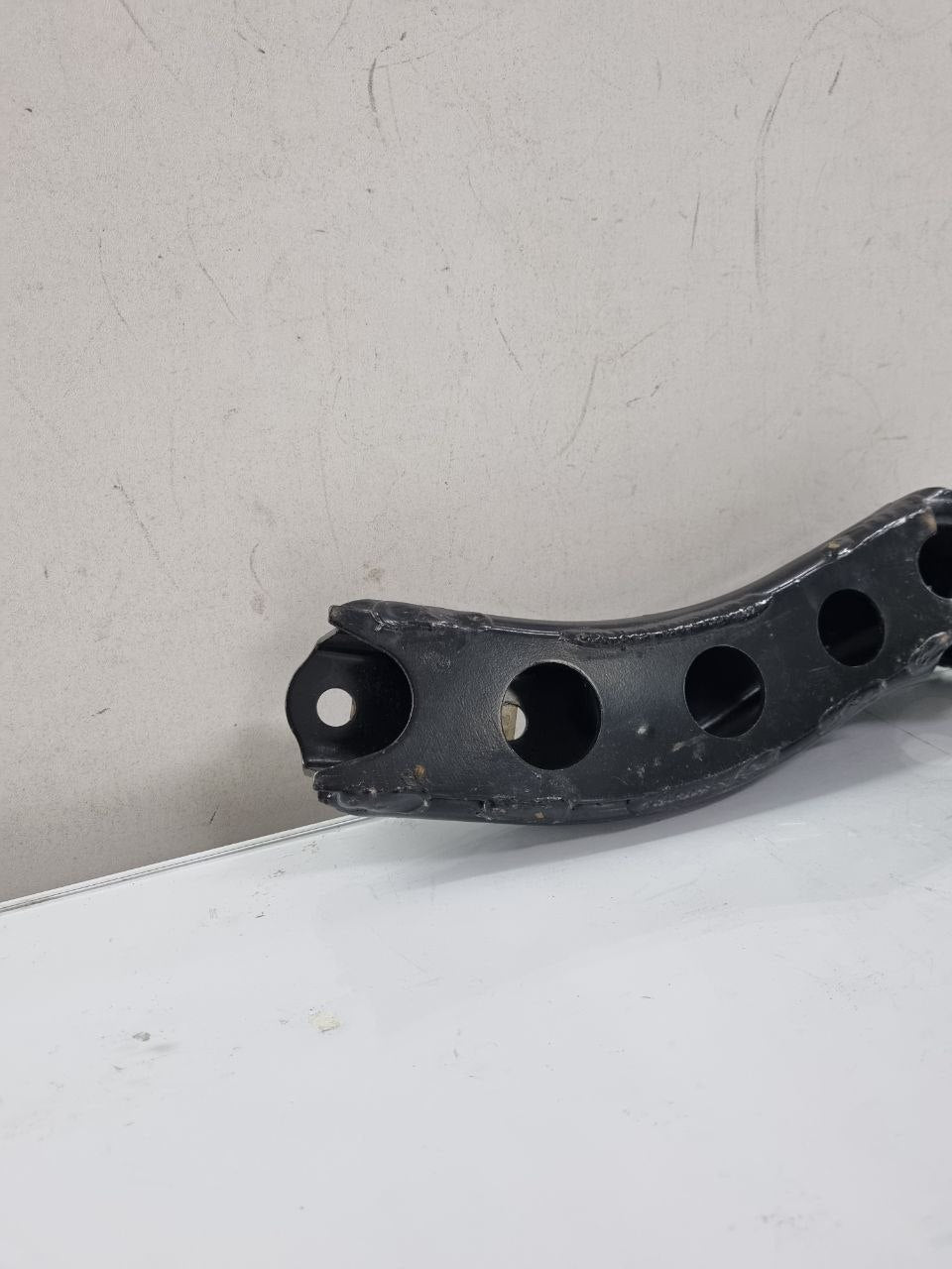 Bandeja Inferior Esquerda Chevrolet Celta Corsa Agile Montana 1998/2020 Nova