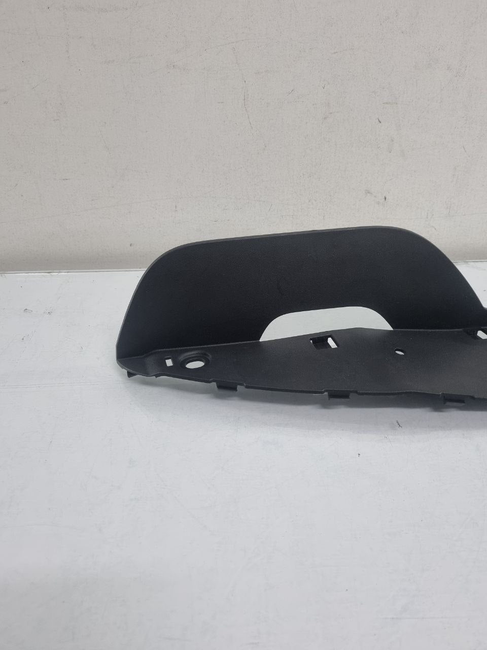 Spoiler Dianteiro Direito Volkswagen Amarok 2017/2021 Novo