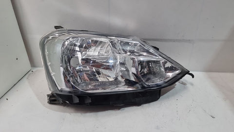 Farol Dianteiro Direito Toyota Etios 2013/2019 Usado