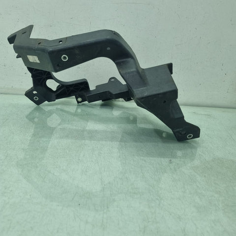 Suporte Farol Diant Toro 2016/2024 Usado