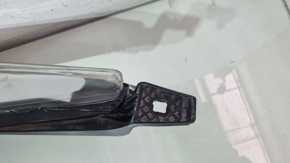 Farol Dir Ford New Fiesta 2014/2016 Cromado Usado