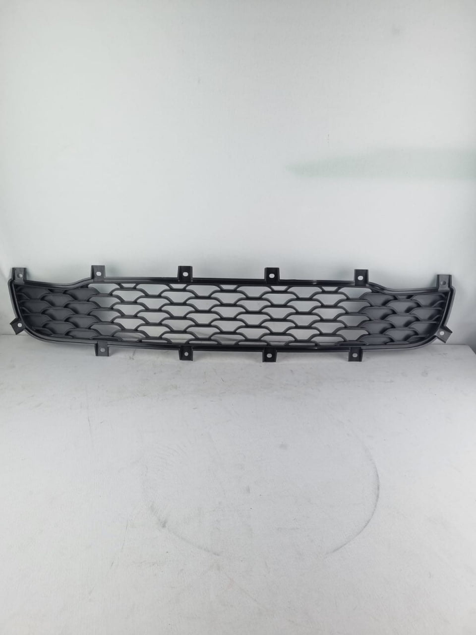 Grade Inf Parachoque Fiat Strada 2014/2020 Nova