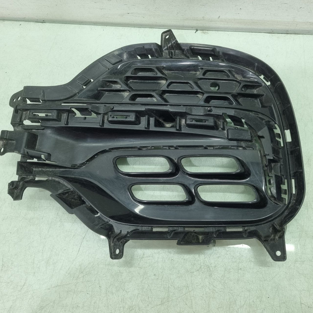Moldura Farol Milha Dir Hyundai Creta 2017/2022 Usado