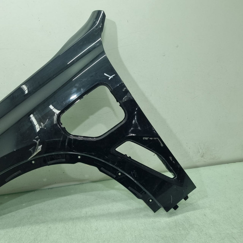 Paralama Esquerdo BMW X5 2023/2025 Original Usado
