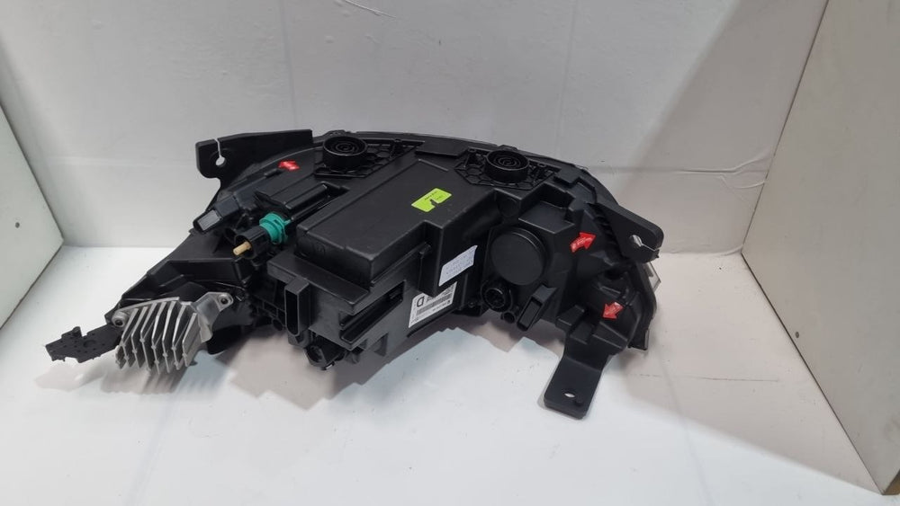 Farol Dir Fiat Fastback Full LED 2021/2023 Usado