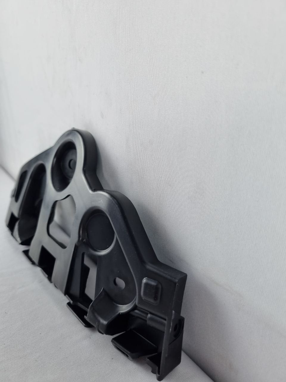 Guia Suporte Parachoque Traseiro Renault Sandero 2015/2019 Novo