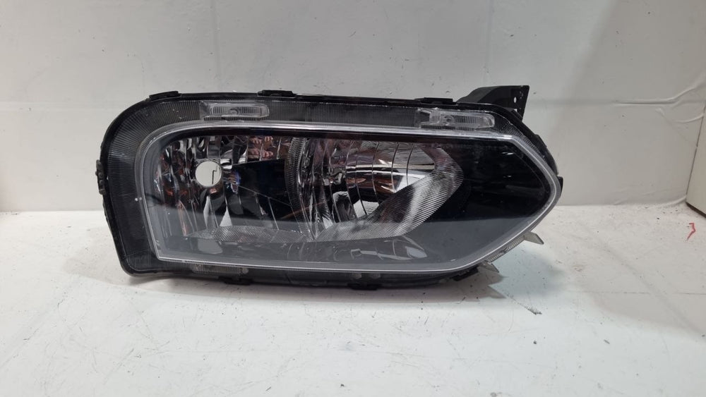 Farol Dianteiro Direito Renault Kwid 2022/2025 Usado