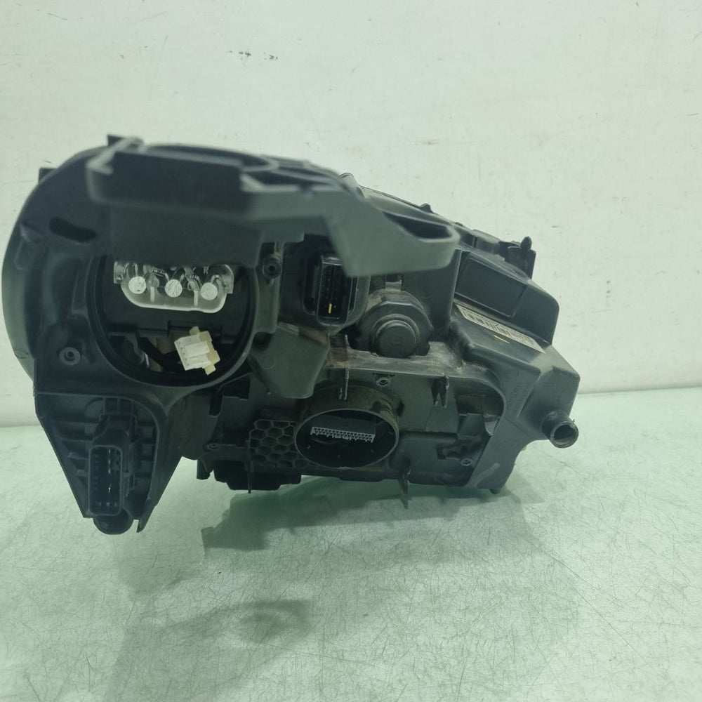 Farol Diant Esq Peugeot 208 2019/2024 Usado