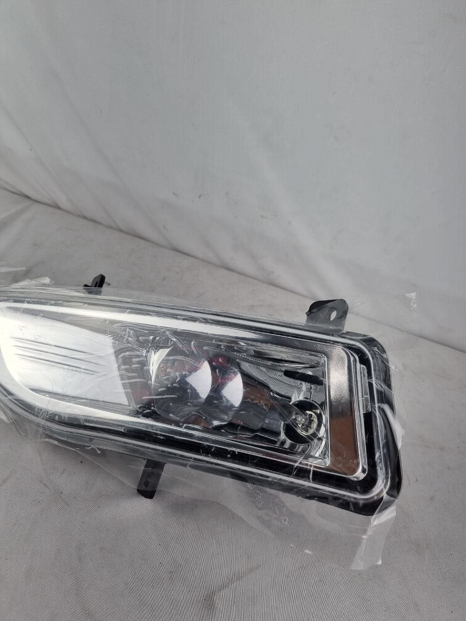 Farol de Milha Dianteiro Esquerdo Nissan Kicks 2017/2022 Novo