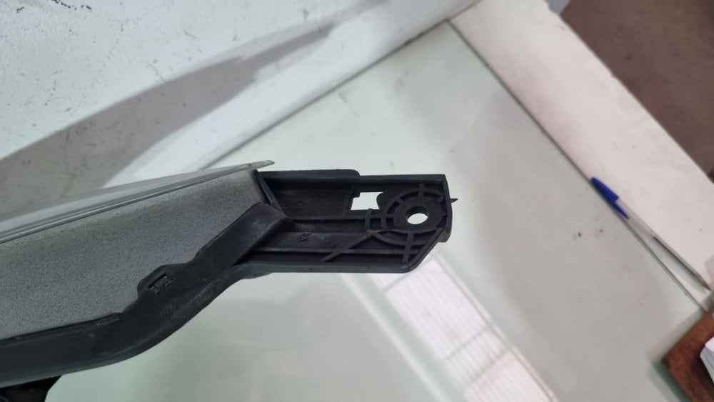 Farol Diant Dir Honda HRV 2016/2018 Usado