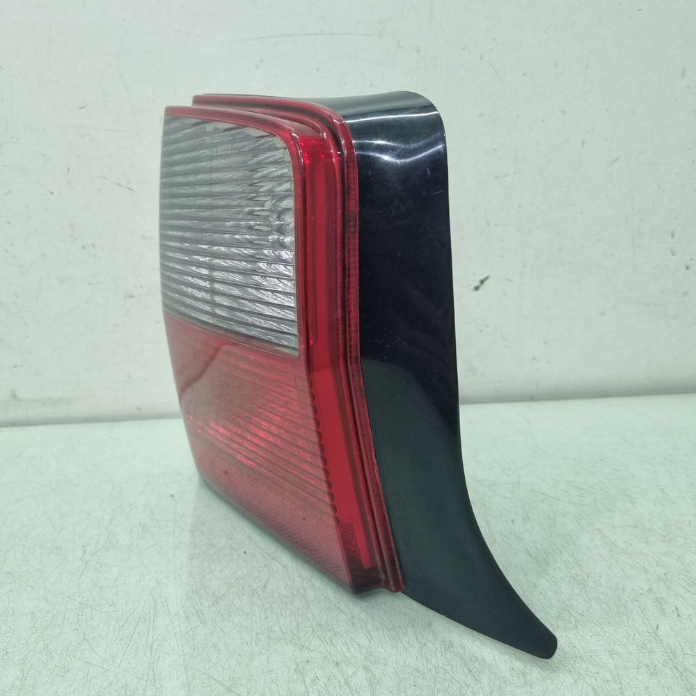 Lanterna Tras Esq Fiat Uno Mille 2007/2011 Usada
