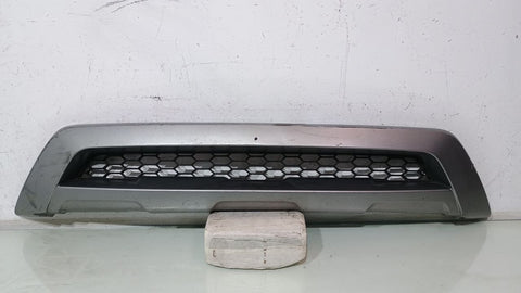 Moldura Grade Parachoque Hyundai HB20X 2016/2019 Usada