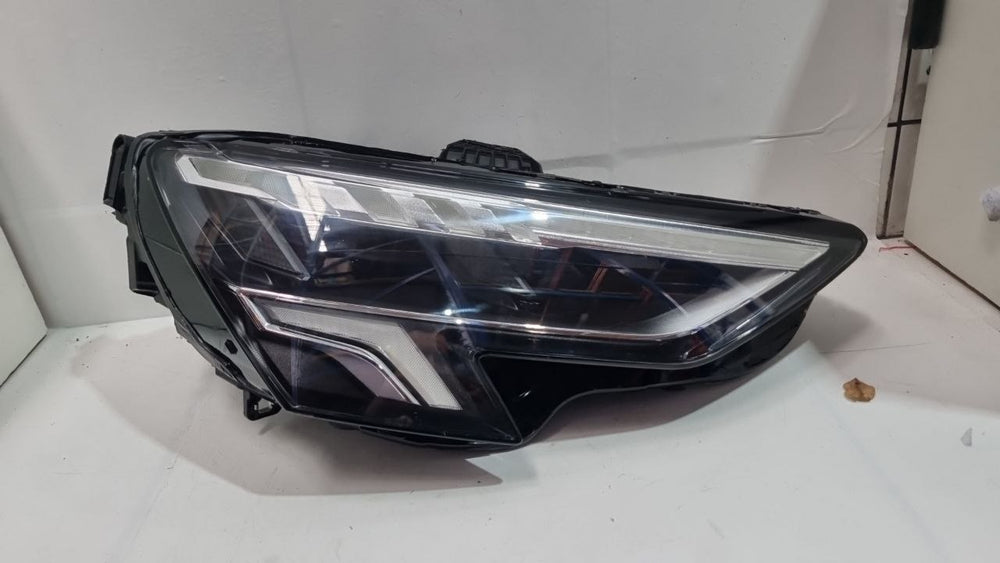 Farol Diant Dir Audi A3 2022/2024 Usado