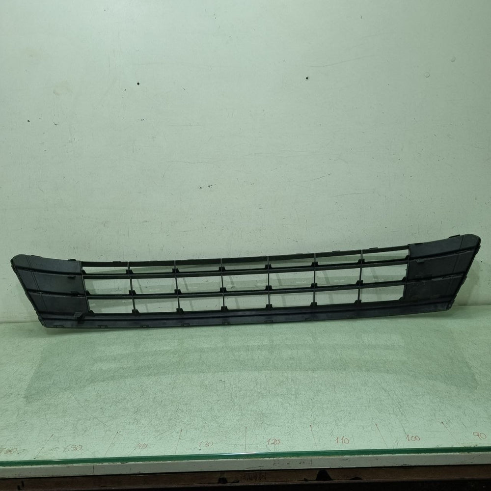 Grade Inferior Parachoque VW Polo 2018/2025 Usada