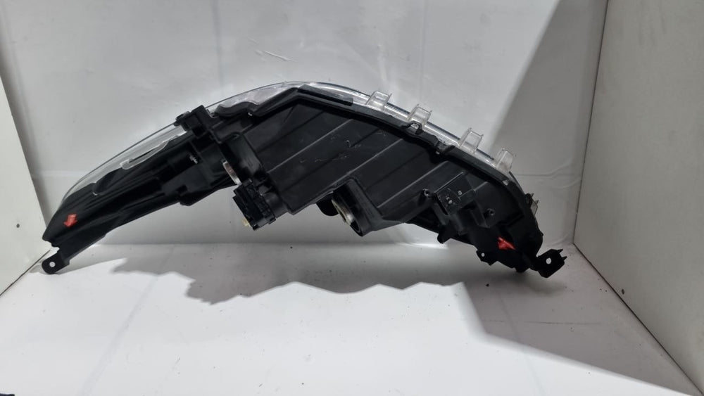Farol Dir Toyota Yaris 2019/2023 Usado