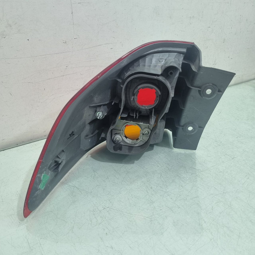 Lanterna Tras Mitsubishi Pajero Dakar 2011/2015