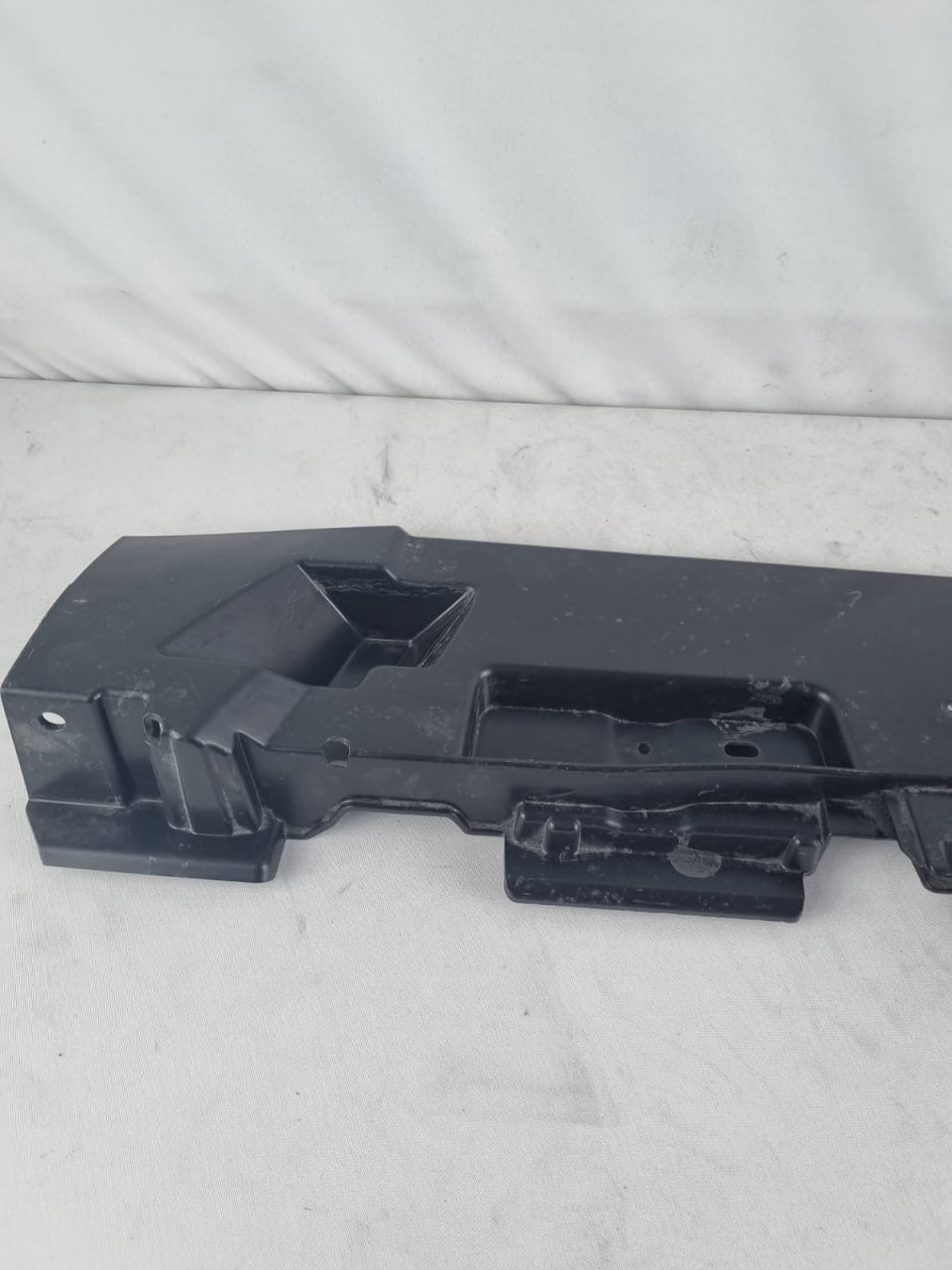 Defletor Sup Radiador Peugeot 208 2013/2024 Novo