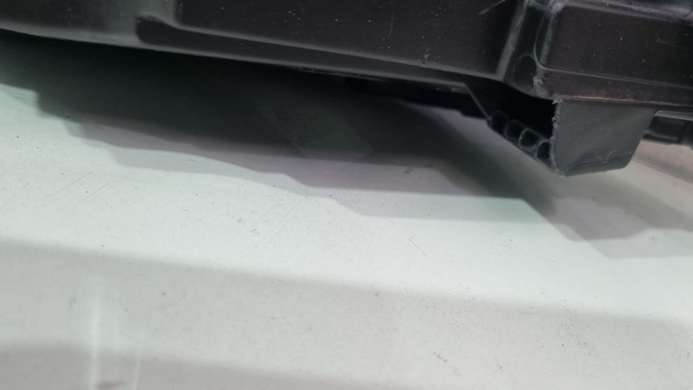 Farol Diant Esq VW Polo 2018/2022 Usado
