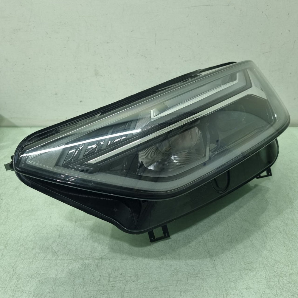 Farol Diant Esq Audi Q5 2021/2024 Usado