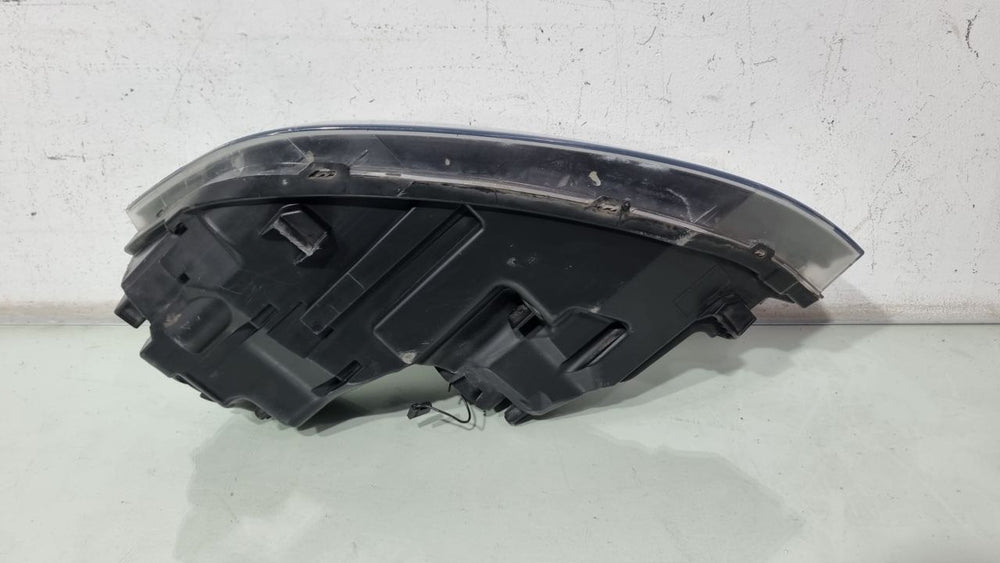 Farol Diant Dir VW Polo 2018/2022 Usado