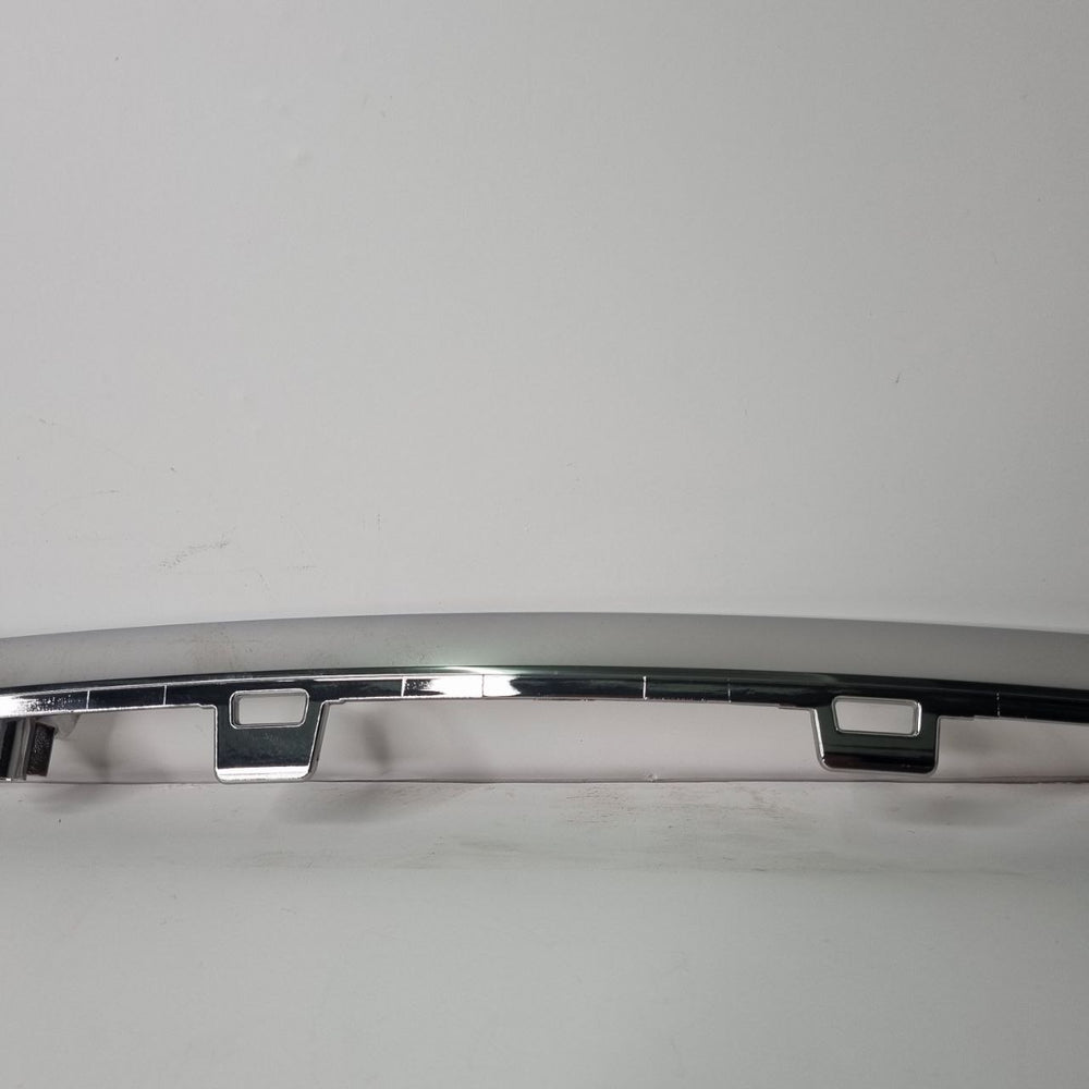 Friso Grade Dianteiro Superior Renault Sandero 2012/2016 Novo